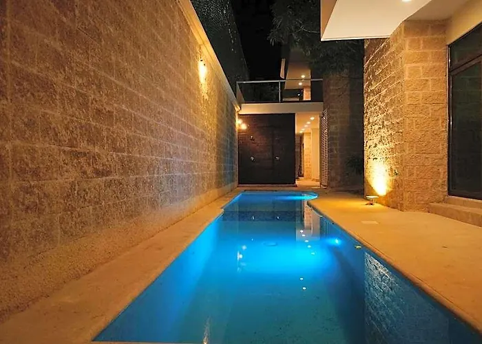 Angelo's Hotel 3*
